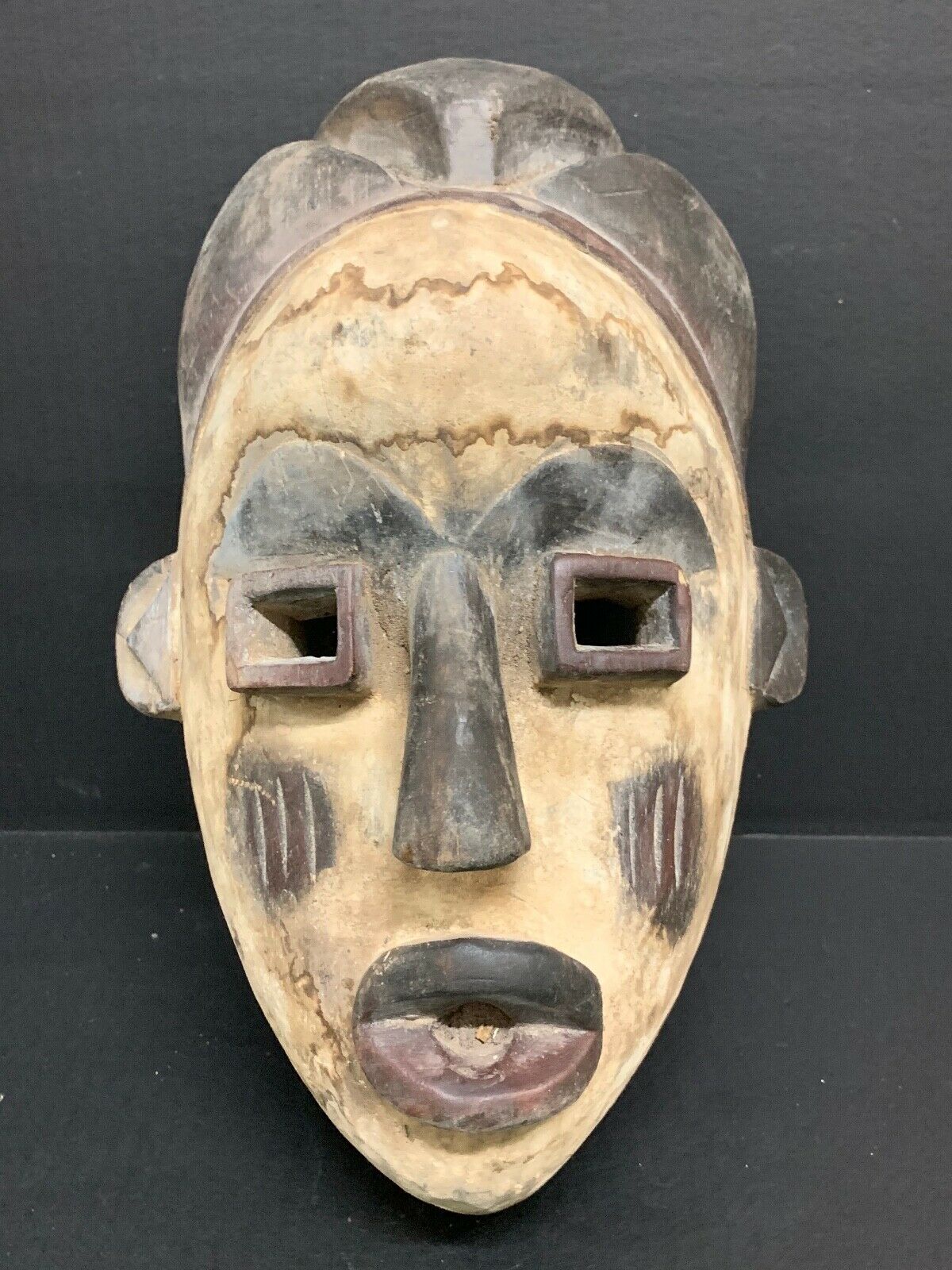 African Art Bacongo Mask