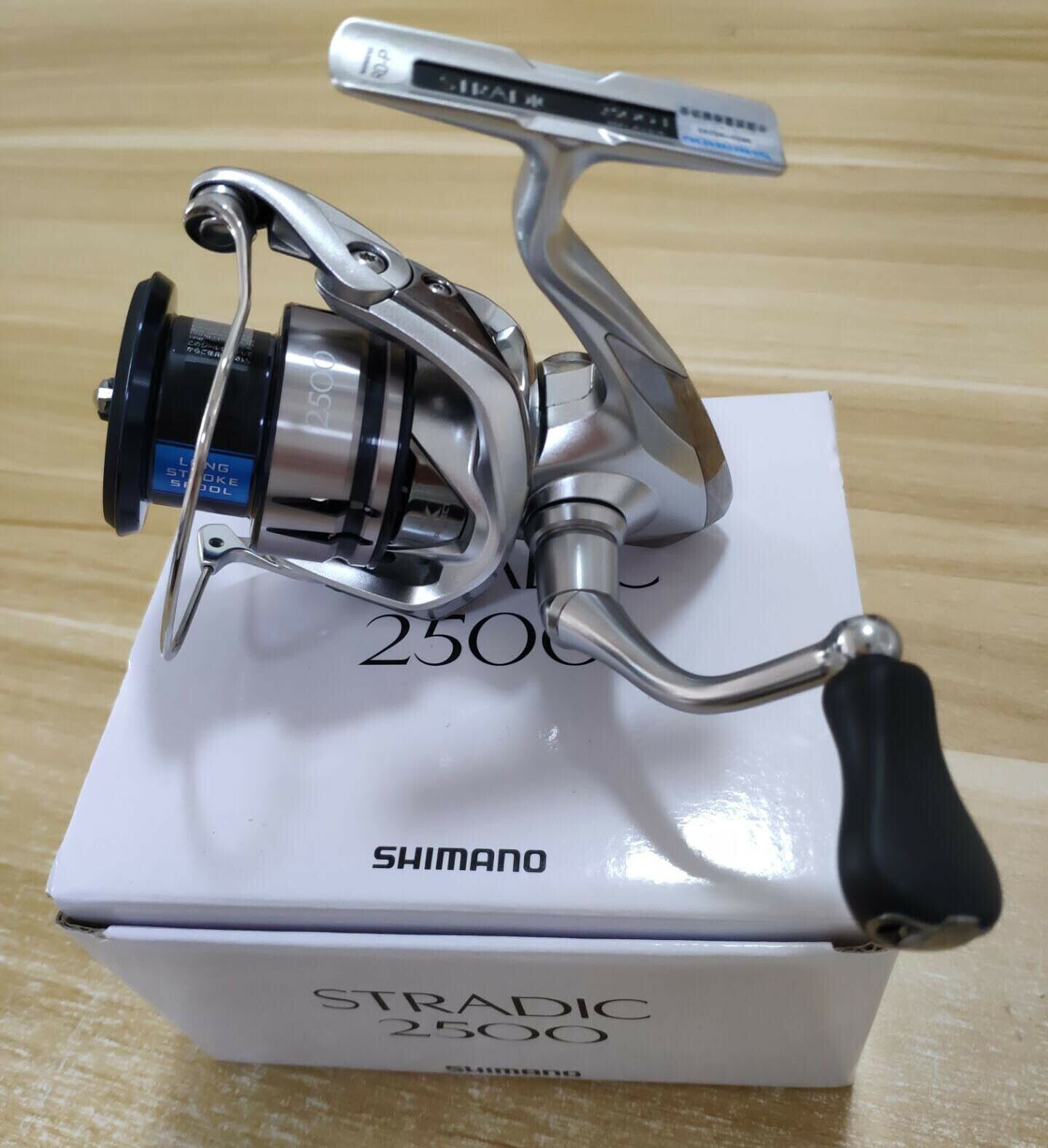 2019 New Shimano Stradic Fl 2500 2500hg C3000 C3000hg Spinning Fishing Reel